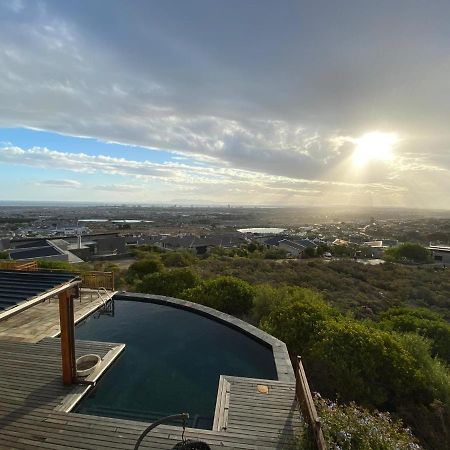 43 On Sandstone Somerset West Exterior photo