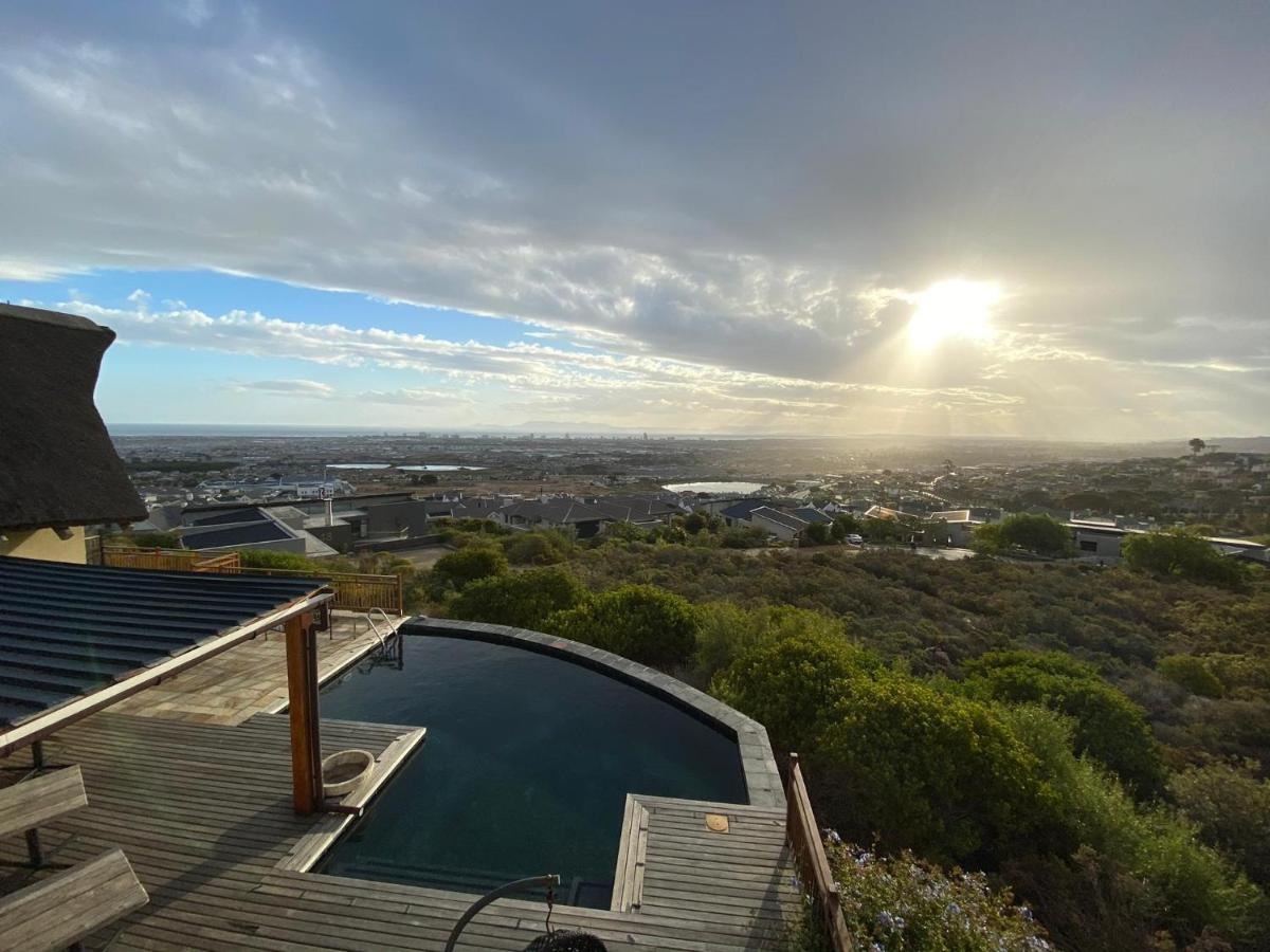 43 On Sandstone Somerset West Exterior photo
