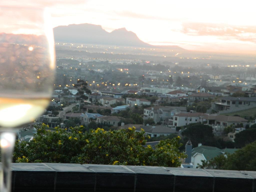 43 On Sandstone Somerset West Exterior photo
