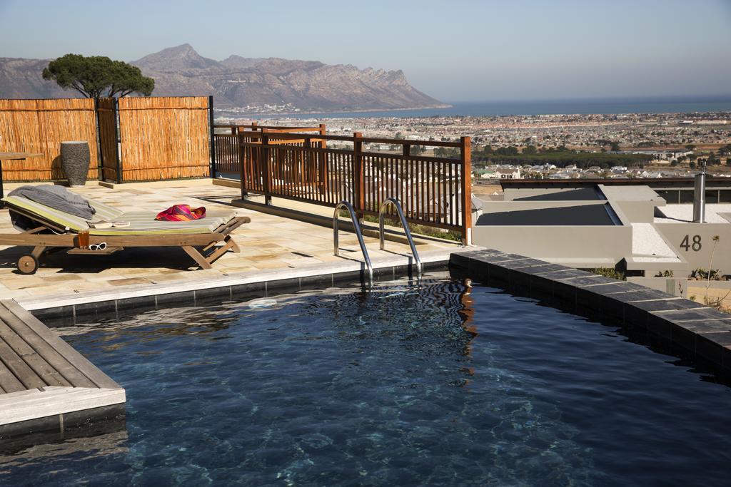 43 On Sandstone Somerset West Room photo